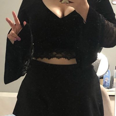Solid Color Sexy See-Through Cropped Lace Trim Top